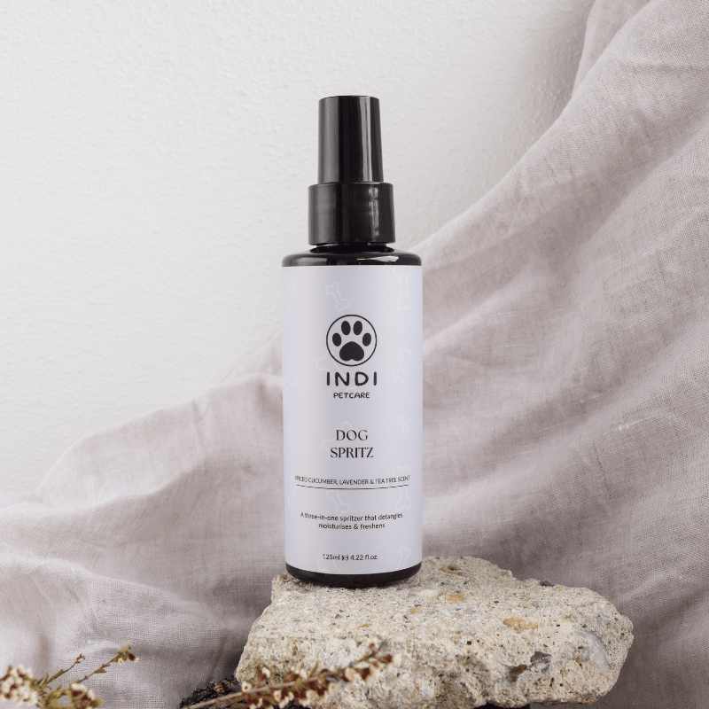 Airi And Eve Indi dog Spritz